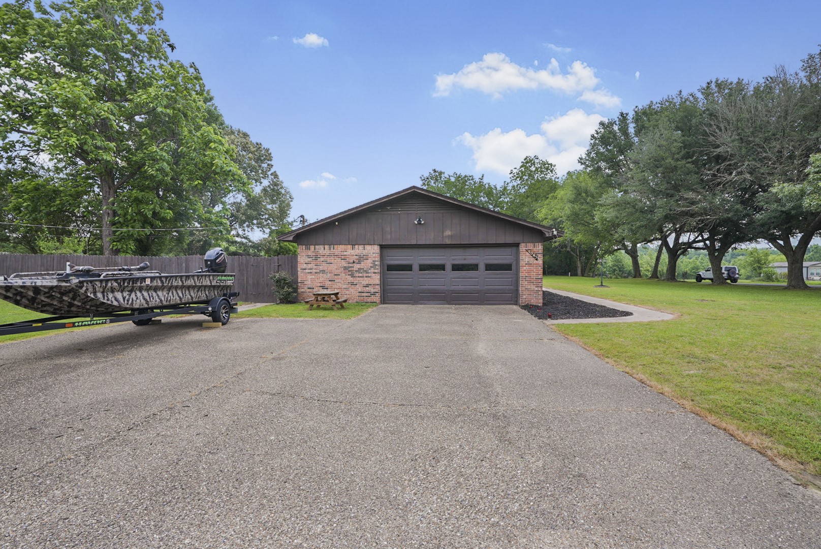 1045 County Road 3210