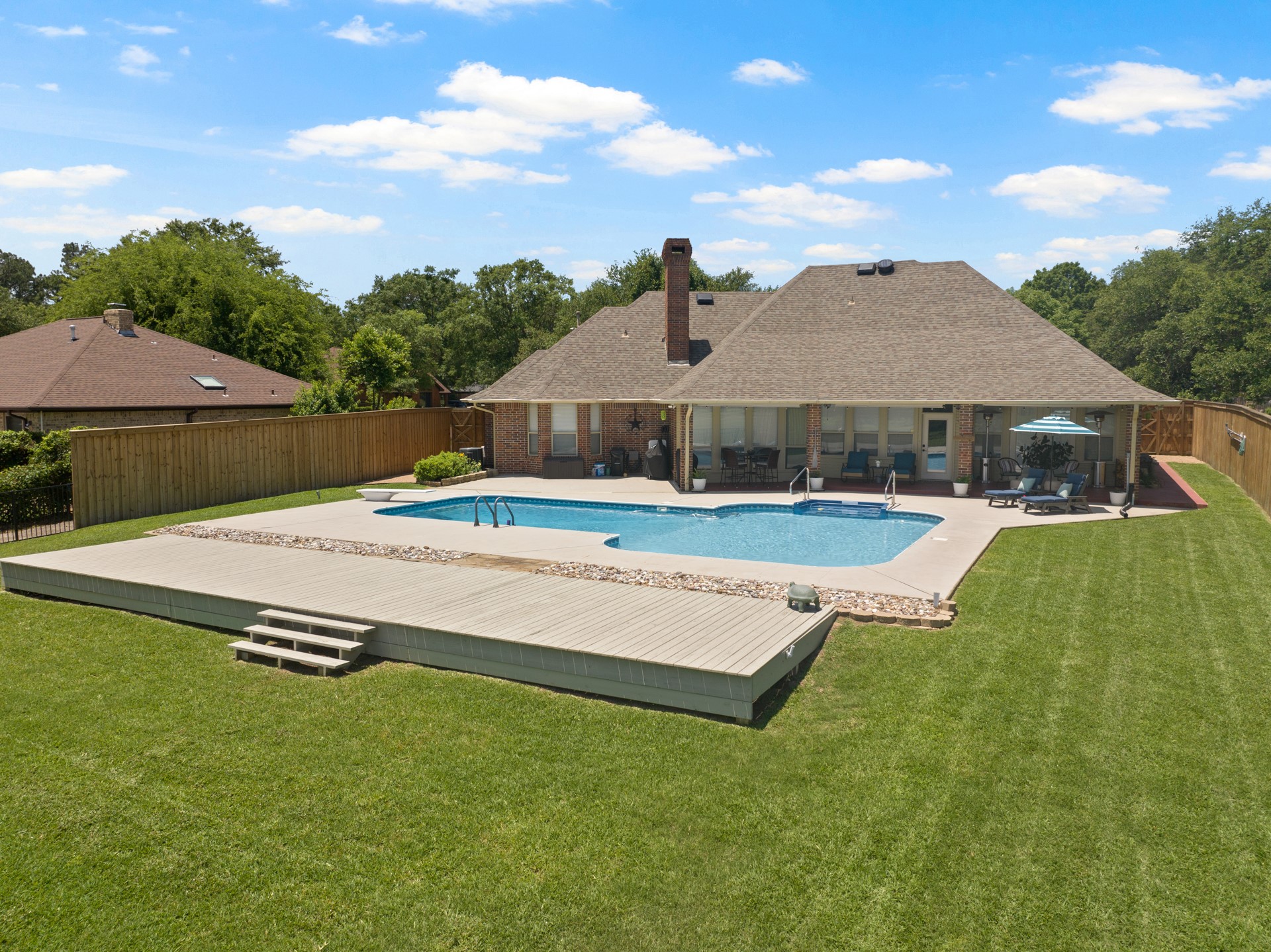 1802 Hogan Lane