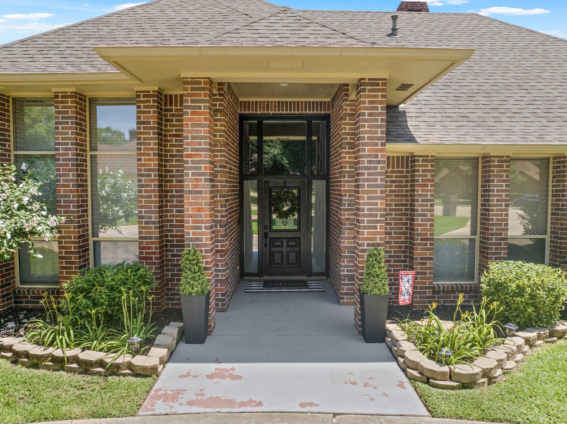 1802 Hogan Lane