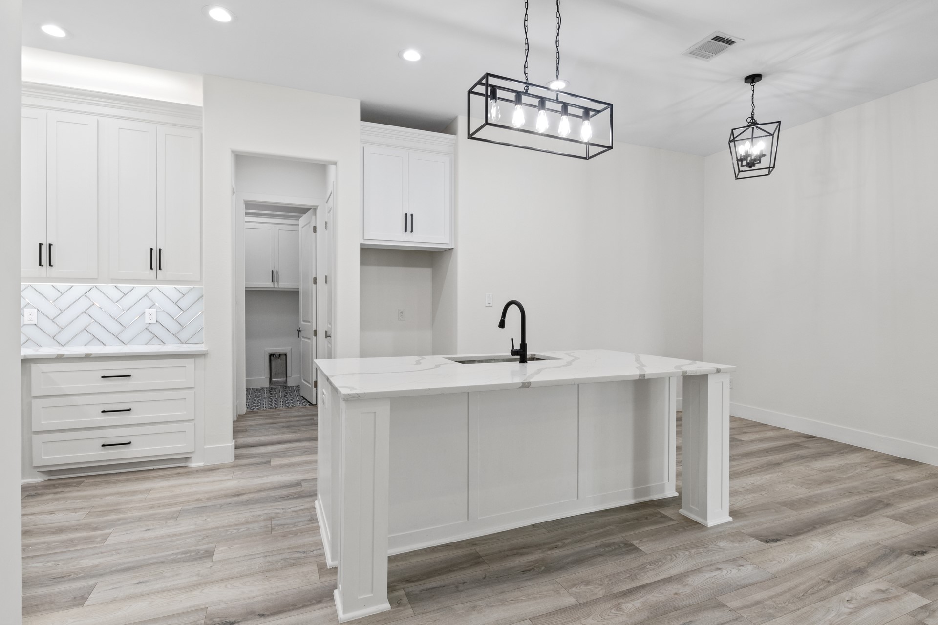 255 Kathryn's Court