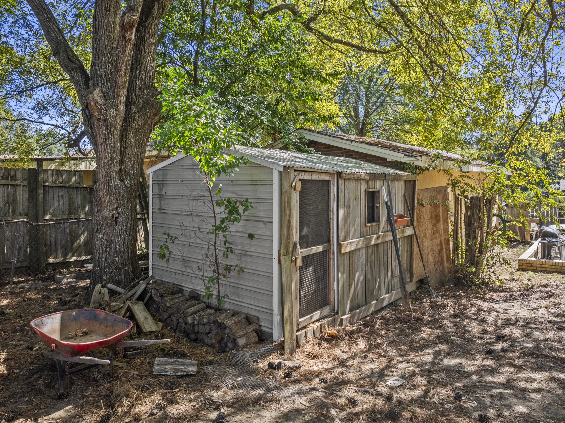 411 E Main Street