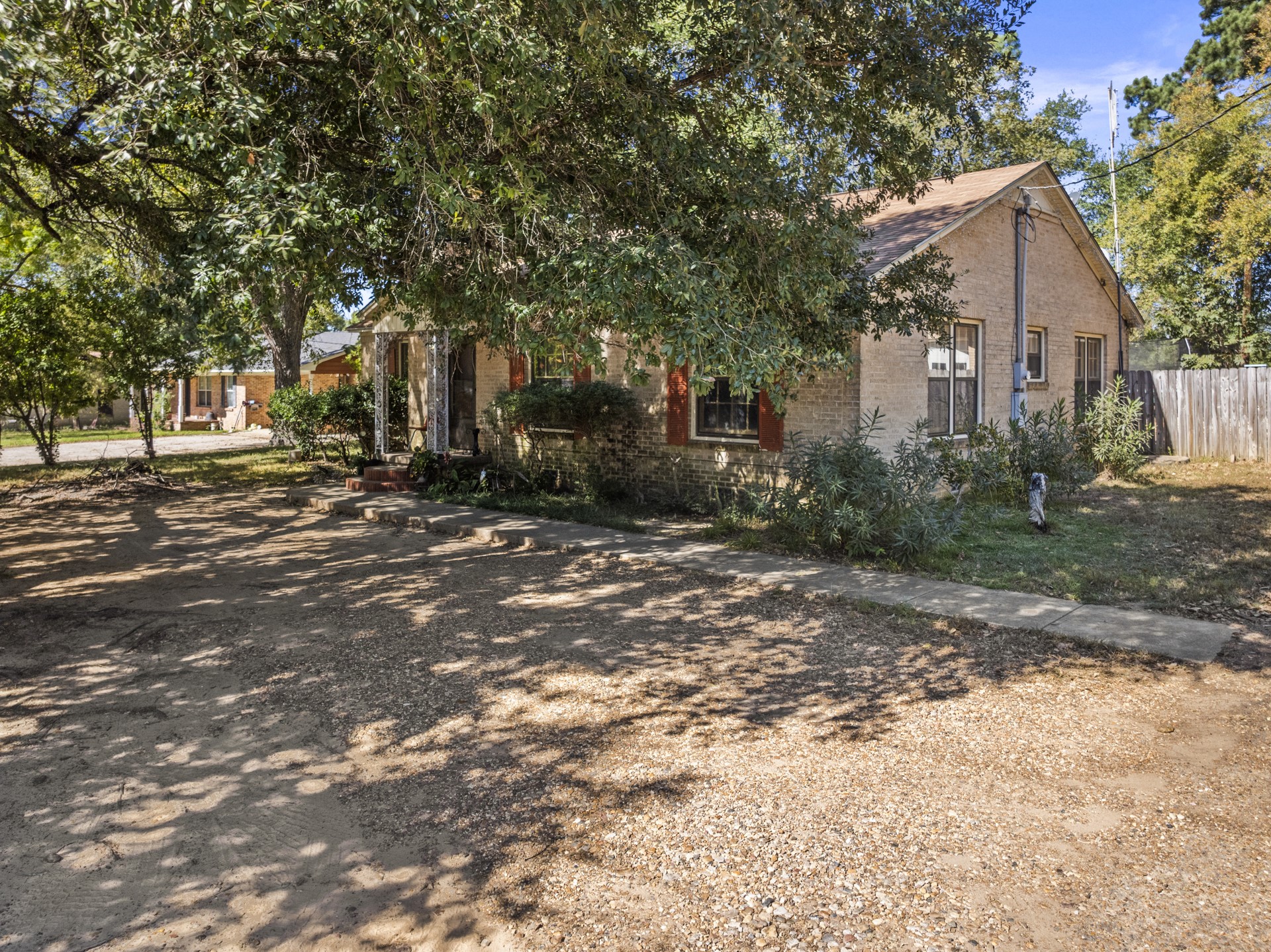 411 E Main Street