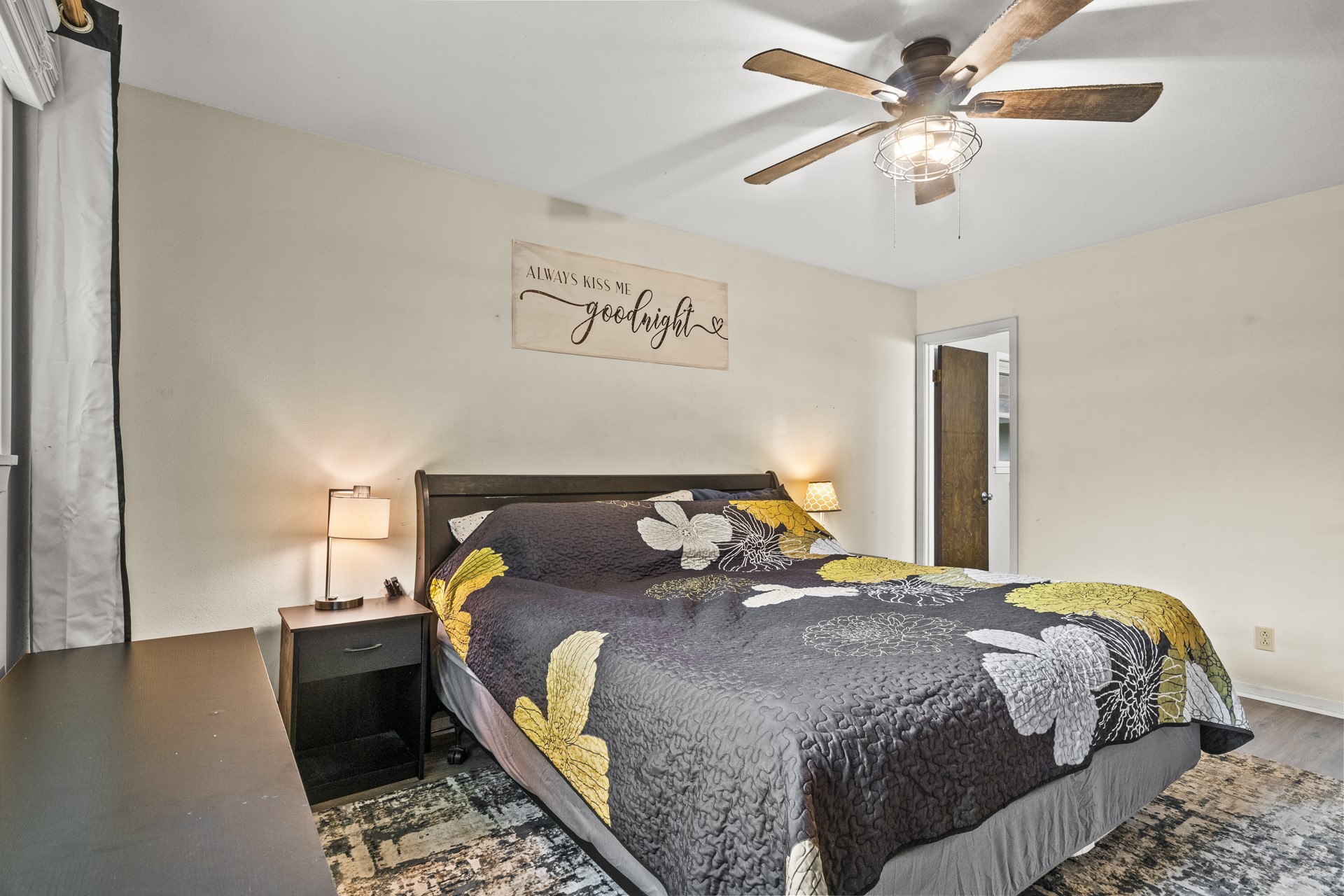 202 Mockingbird Cir