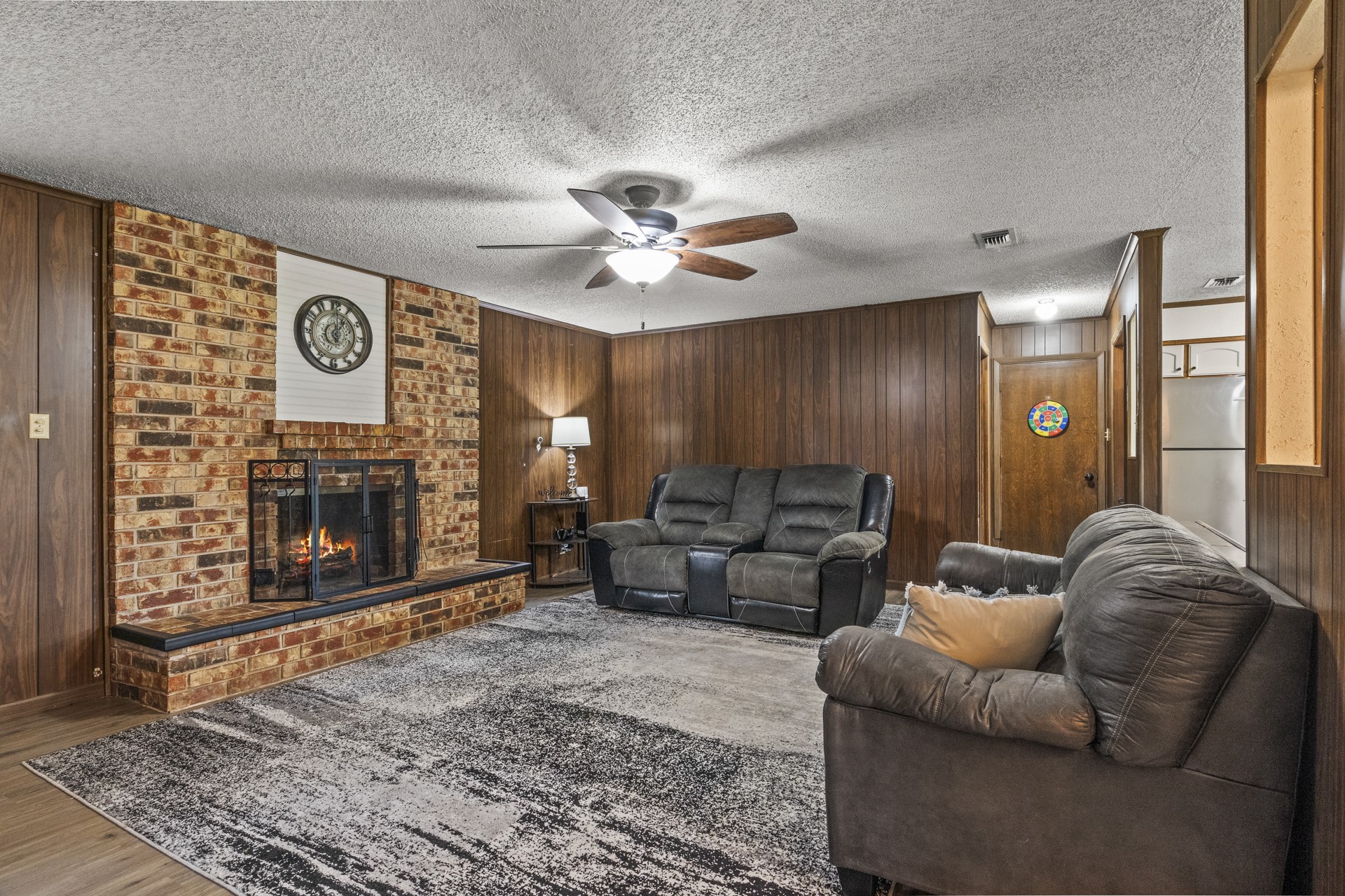 202 Mockingbird Cir