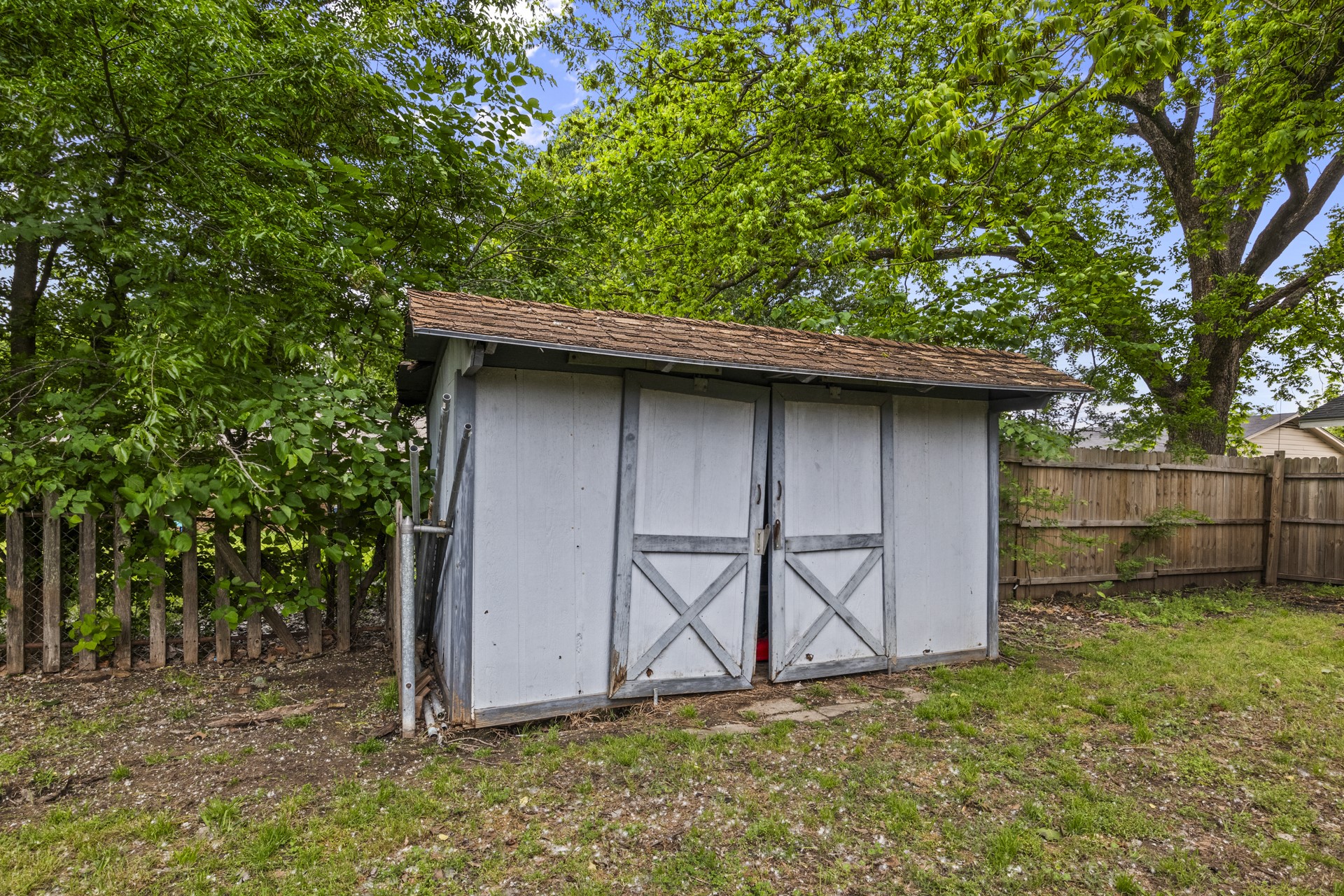 202 Mockingbird Cir