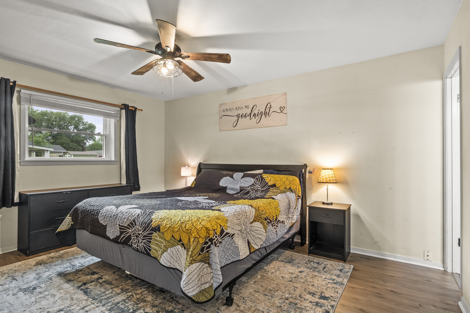 202 Mockingbird Cir