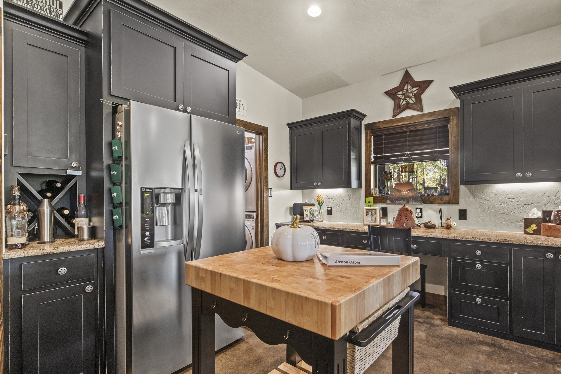 1057 Silver Lake Circle