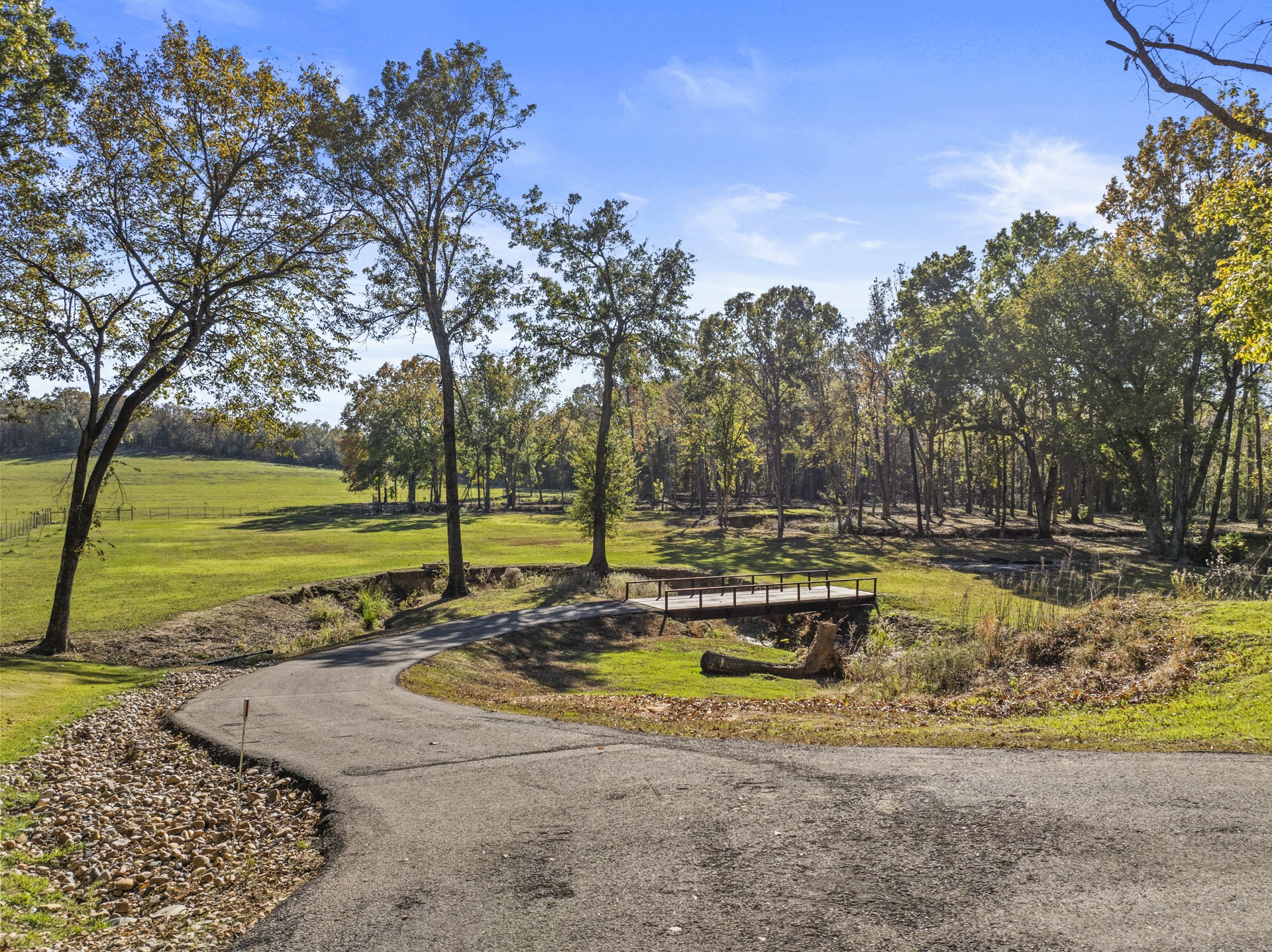 1057 Silver Lake Circle