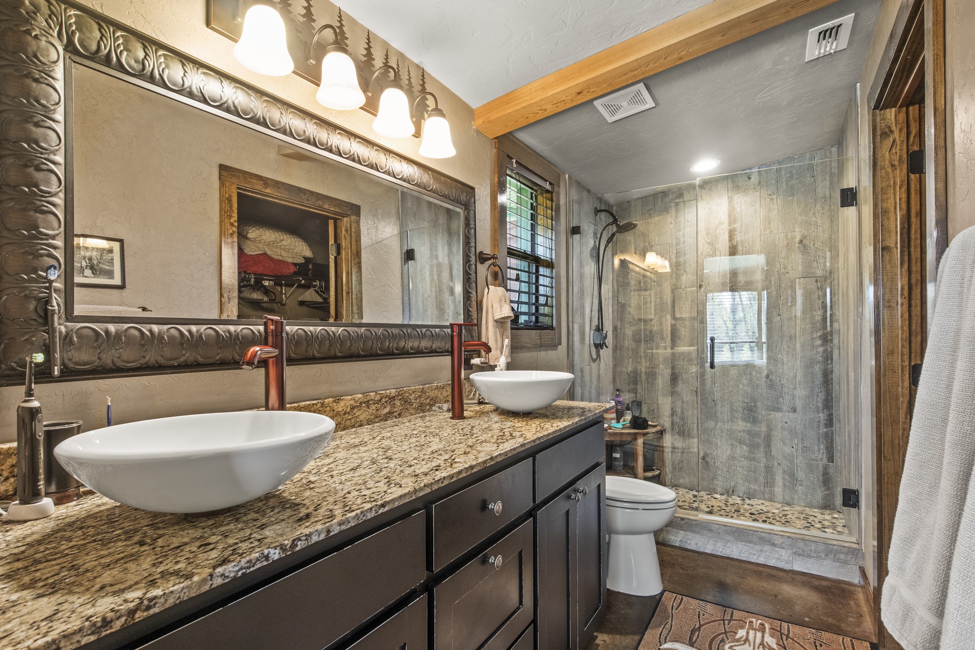1057 Silver Lake Circle