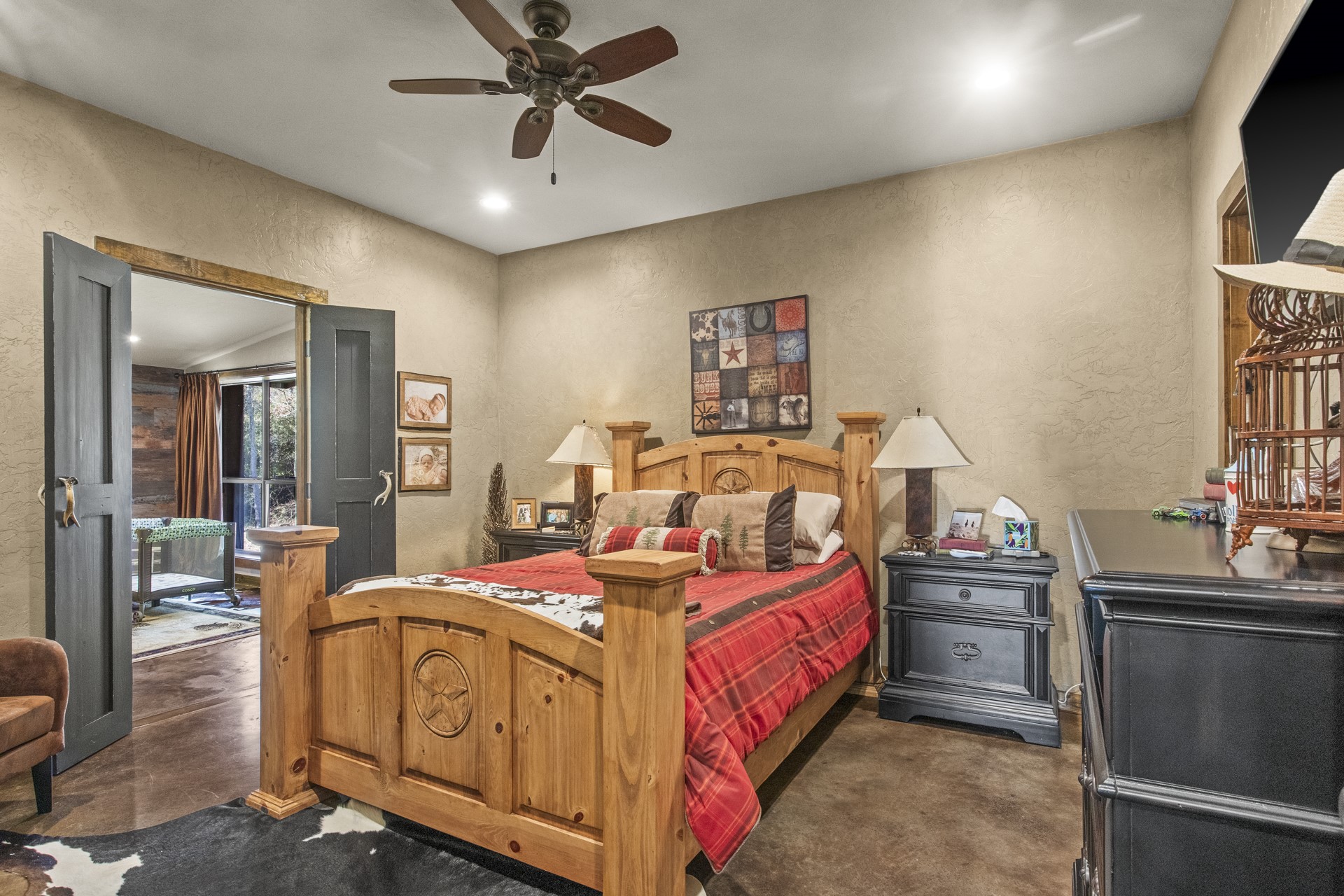 1057 Silver Lake Circle