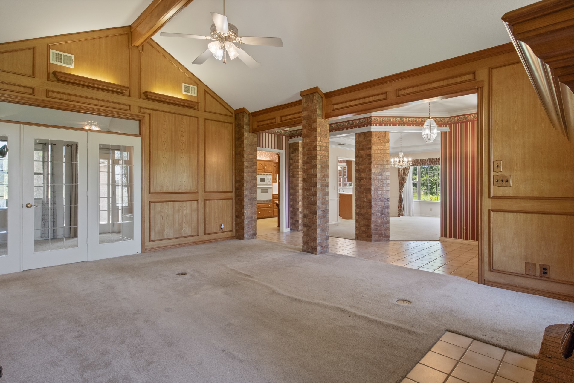 4354 County Road 1360