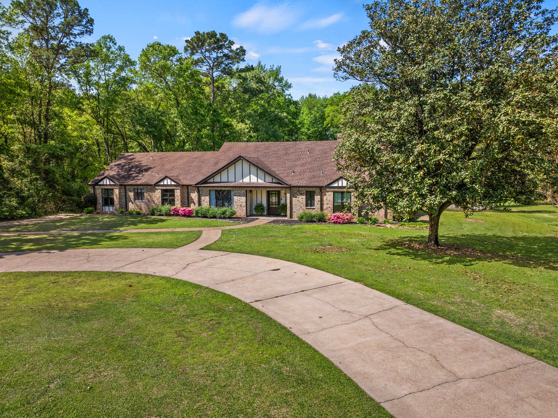 124 County Road 4164
