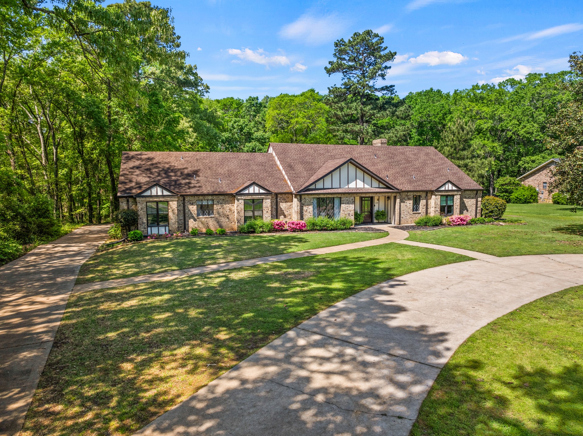 124 County Road 4164