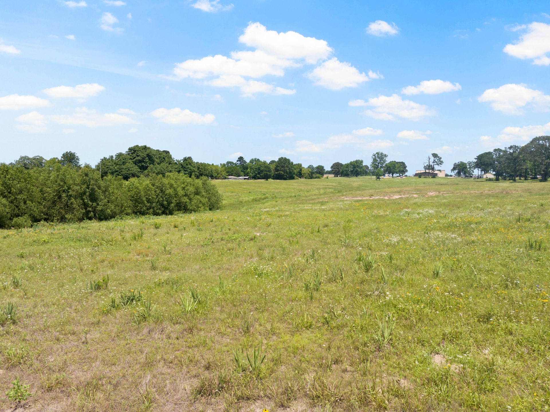 10 AC W Interstate 30 Service Road