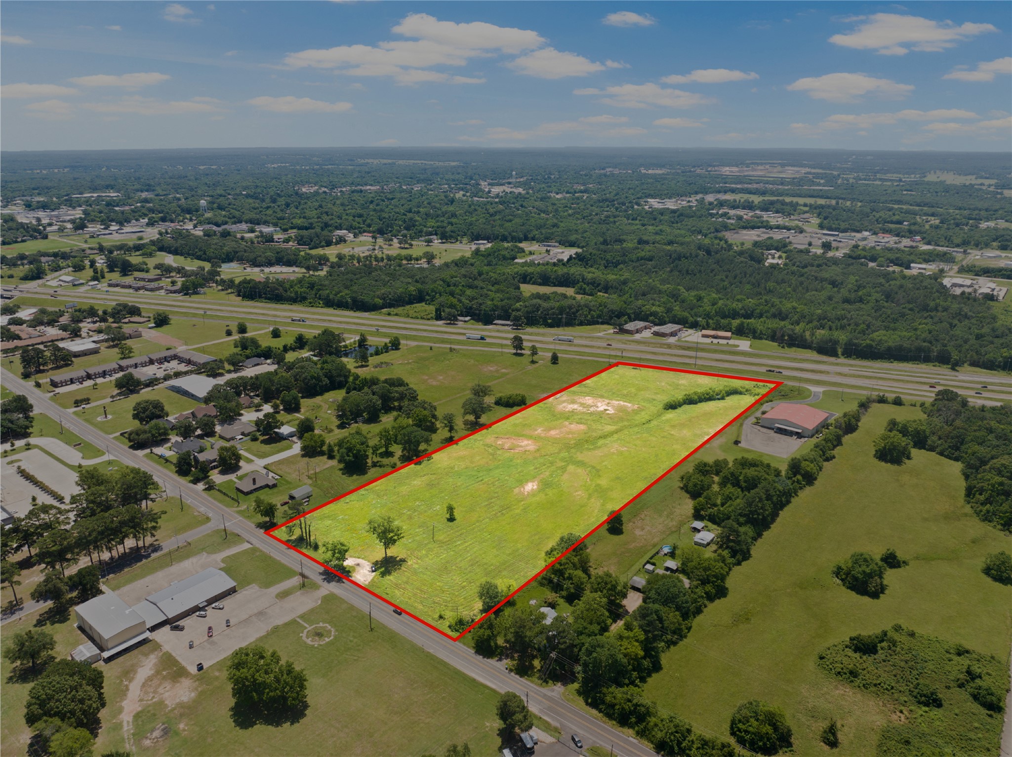 13 AC W Interstate 30 Service Road