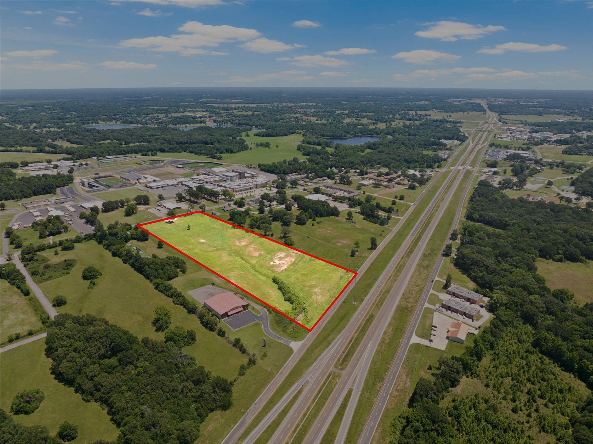 13 AC W Interstate 30 Service Road