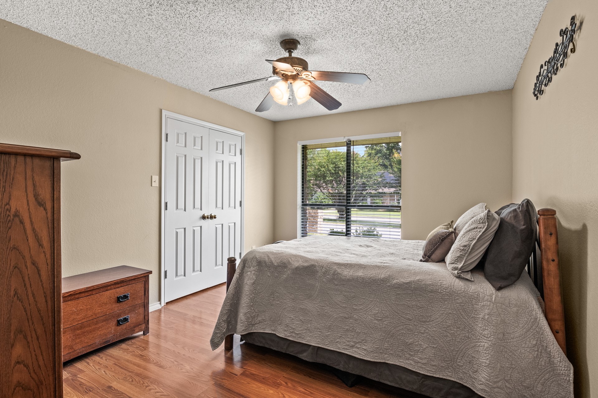 1801 Fairway
