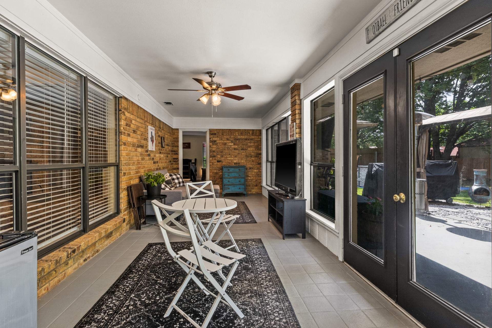1801 Fairway