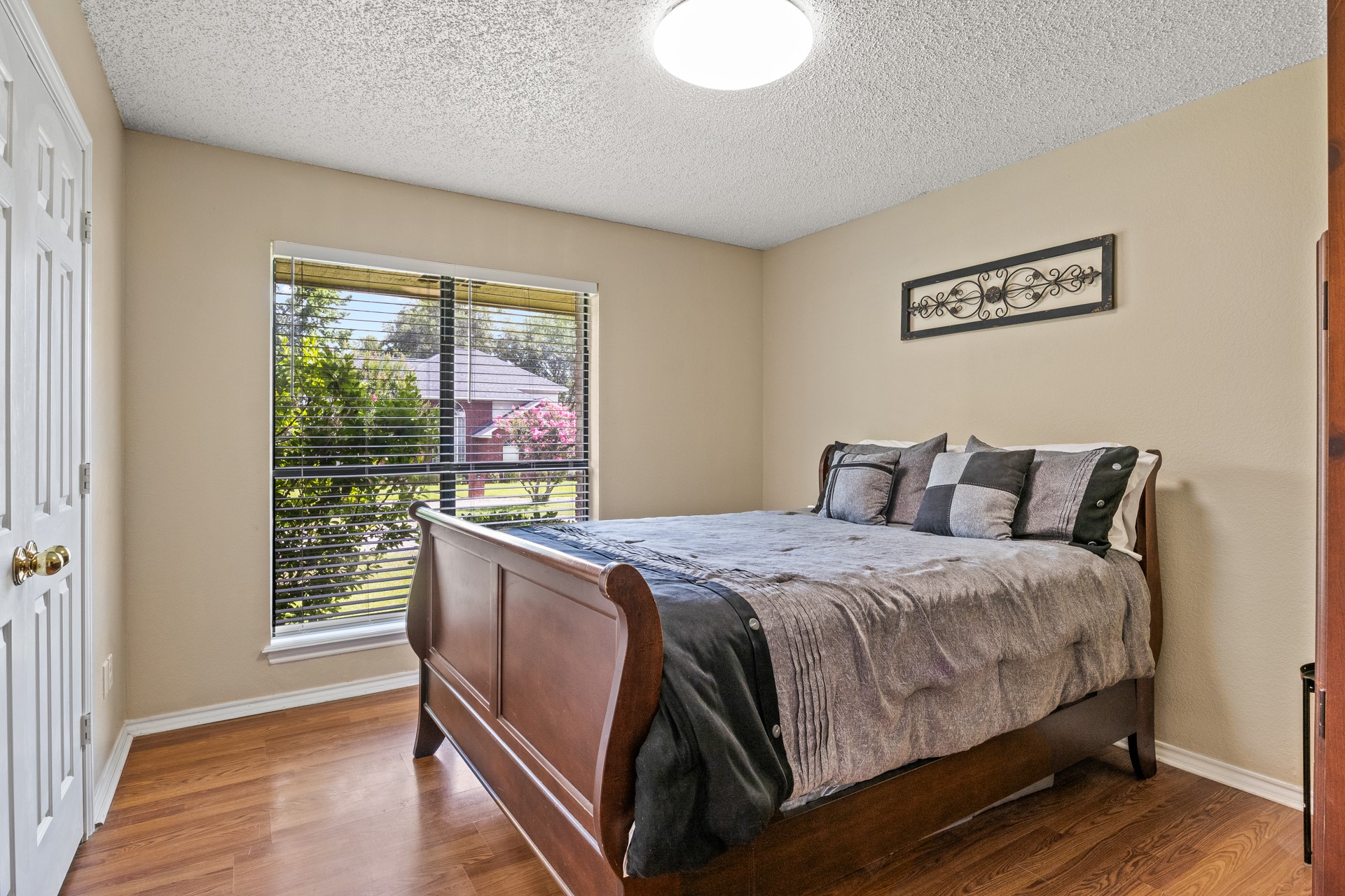 1801 Fairway