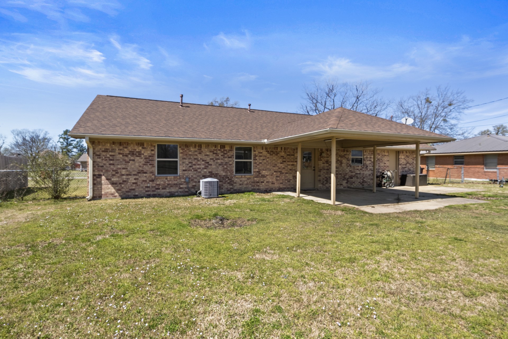 115 Brooks Dr