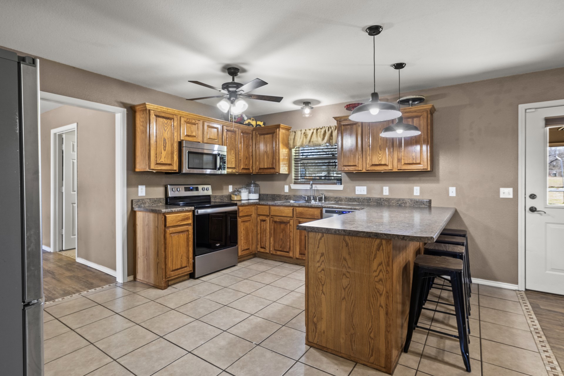 115 Brooks Dr