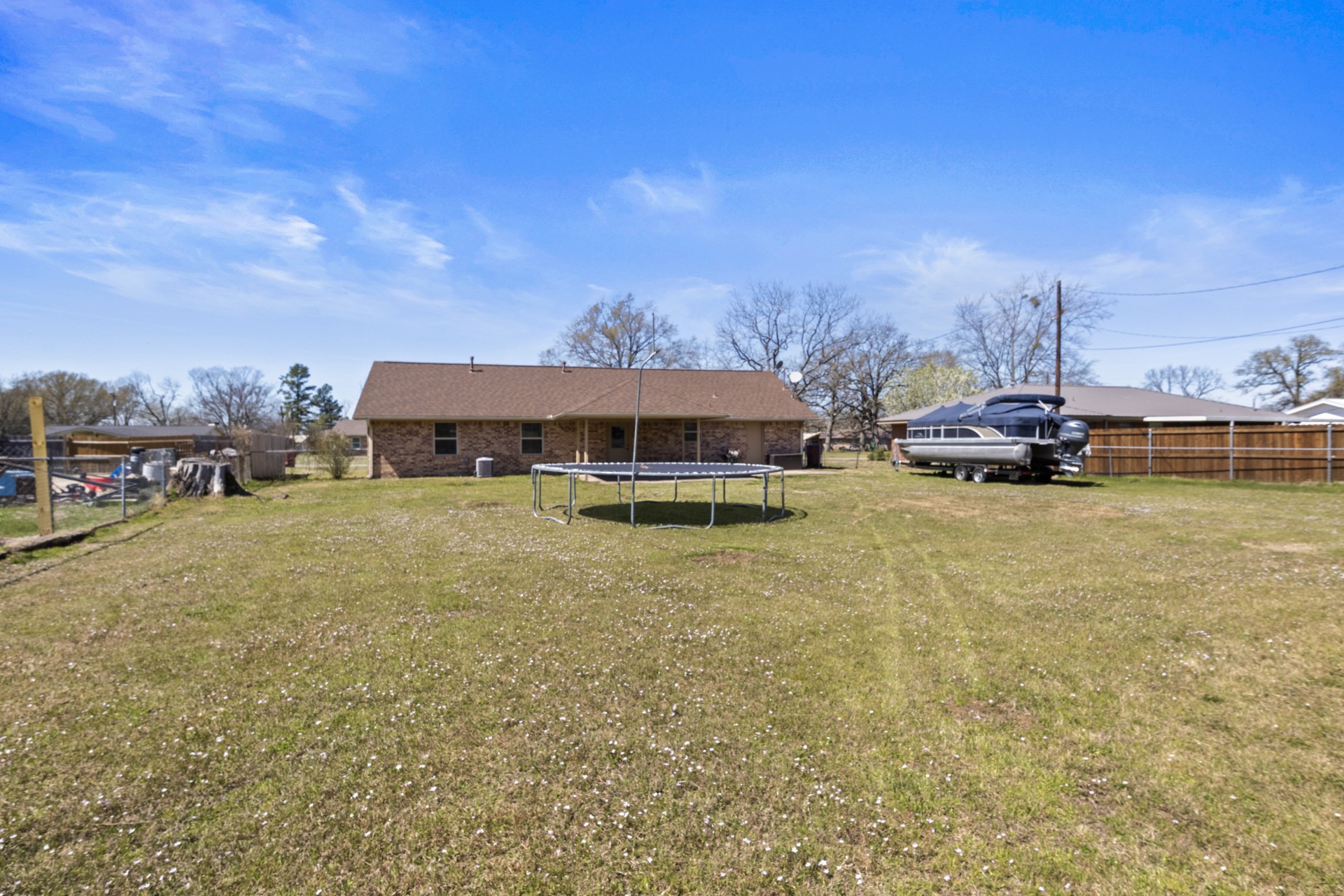 115 Brooks Dr