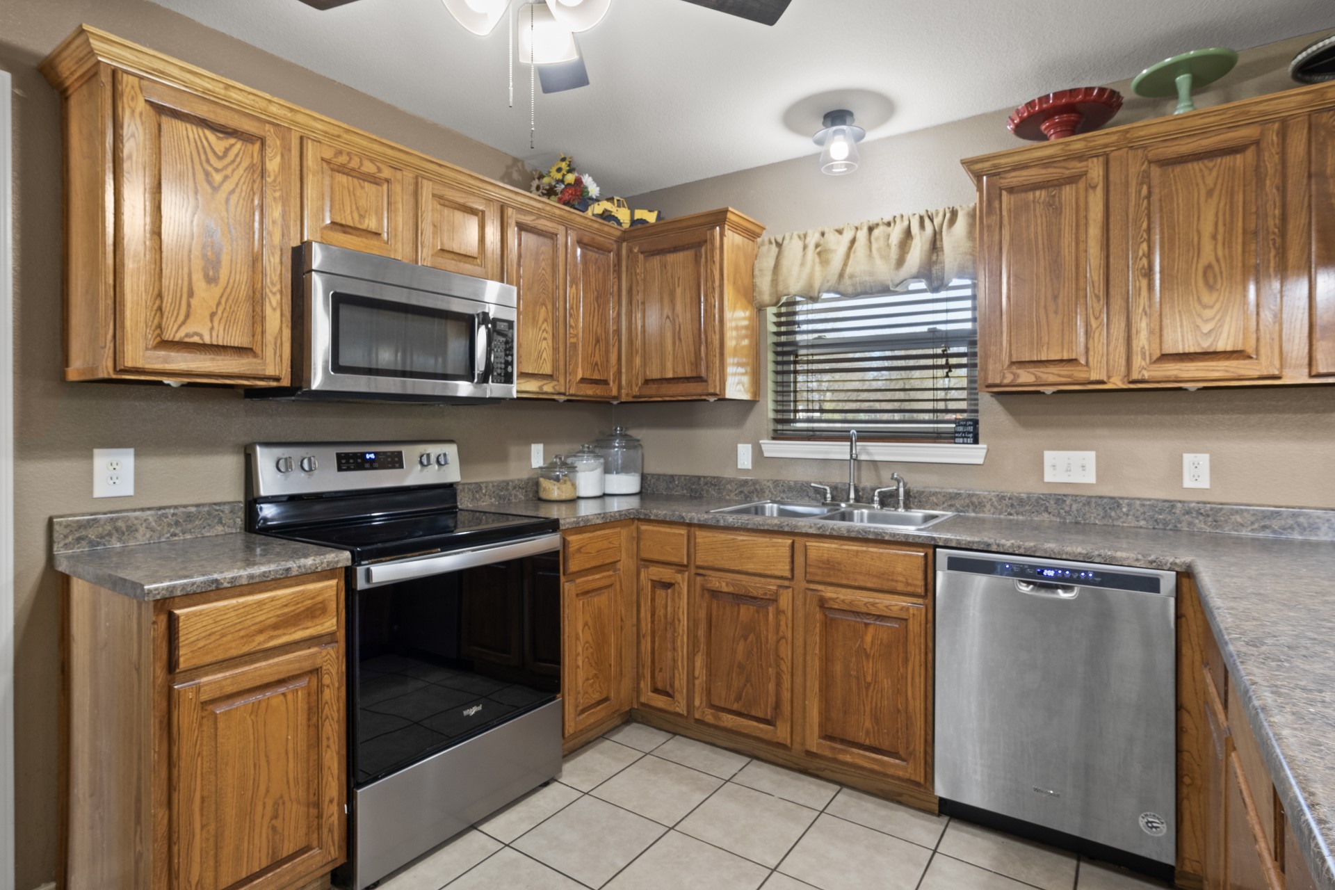 115 Brooks Dr