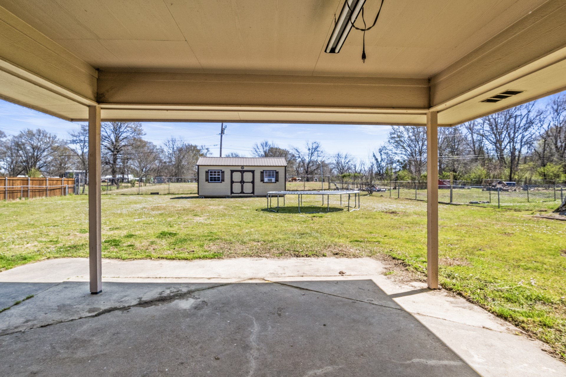 115 Brooks Dr