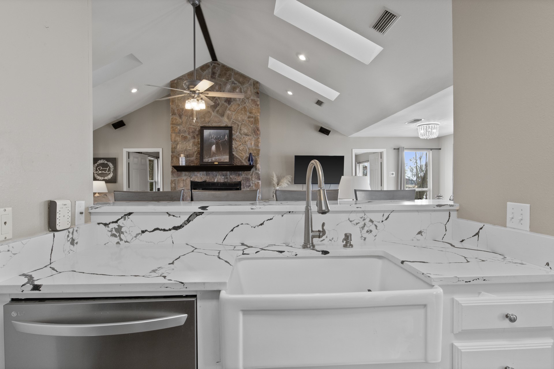 592 County Road 2127