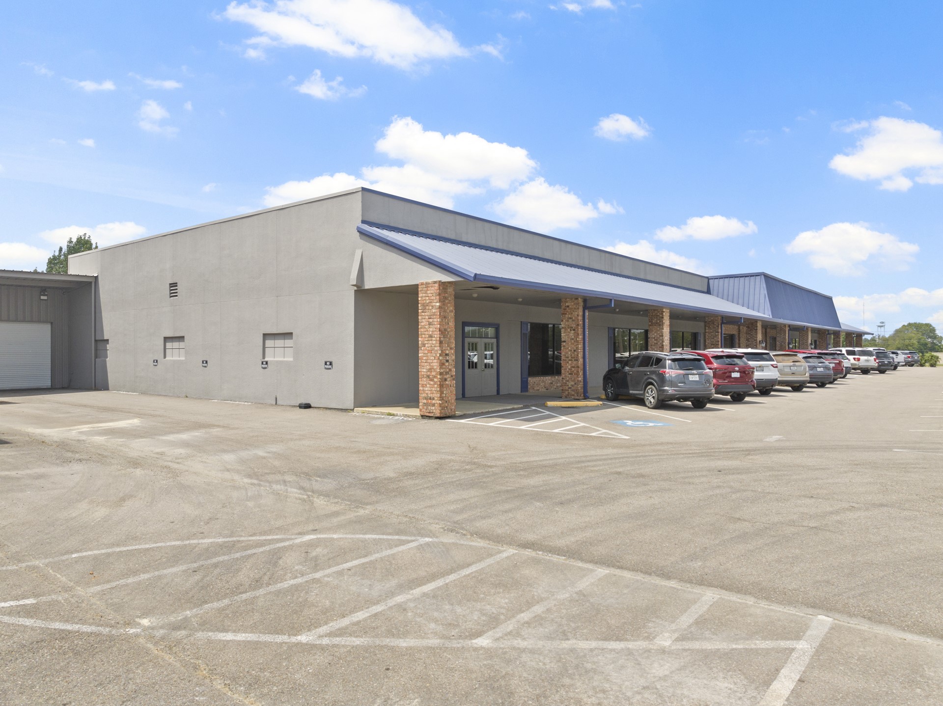 412 S Highway 37