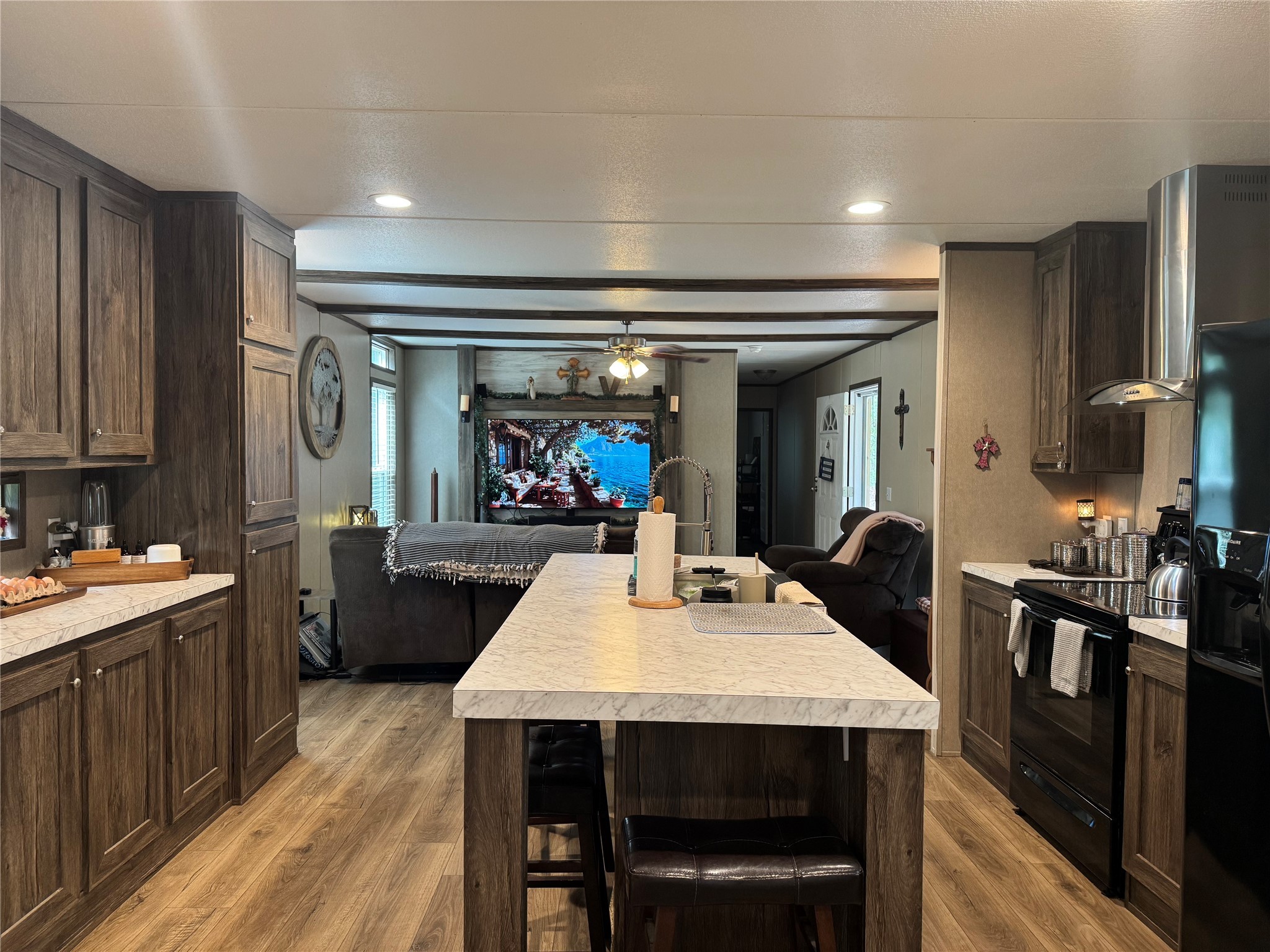 358 County Road 2401