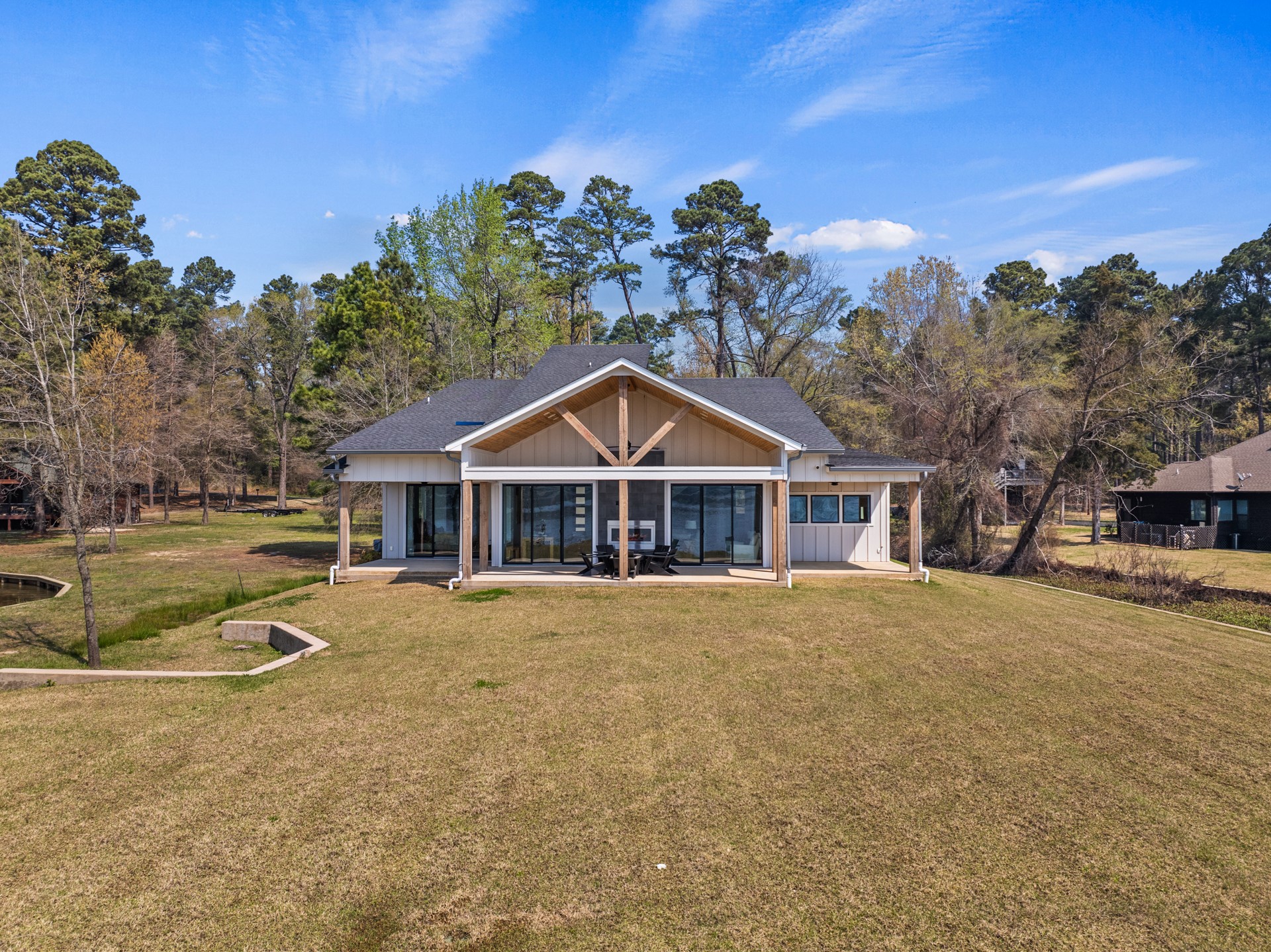 331 W Eagle Point