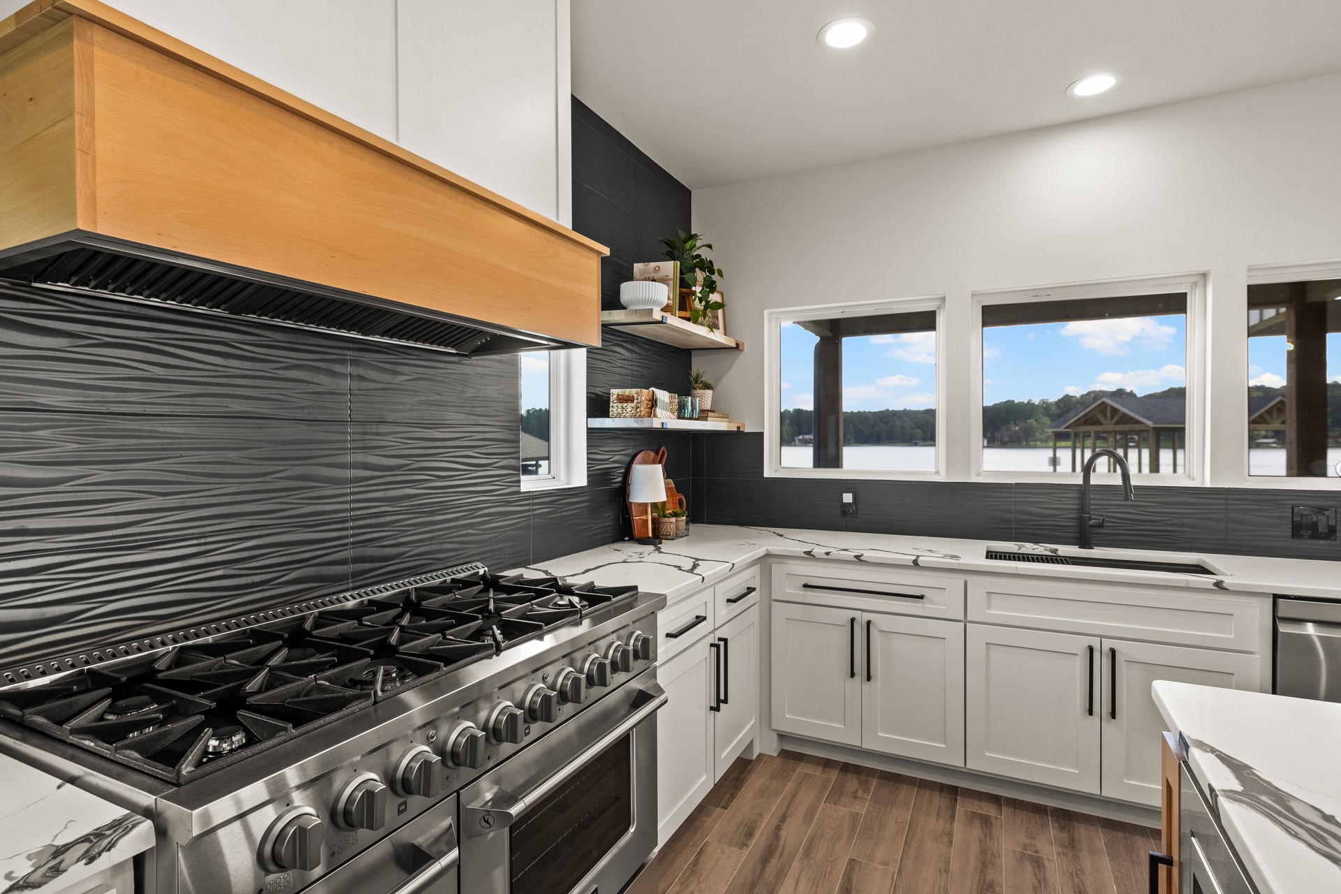331 W Eagle Point