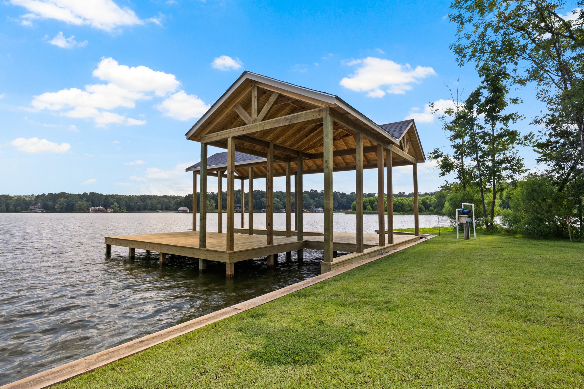 331 W Eagle Point