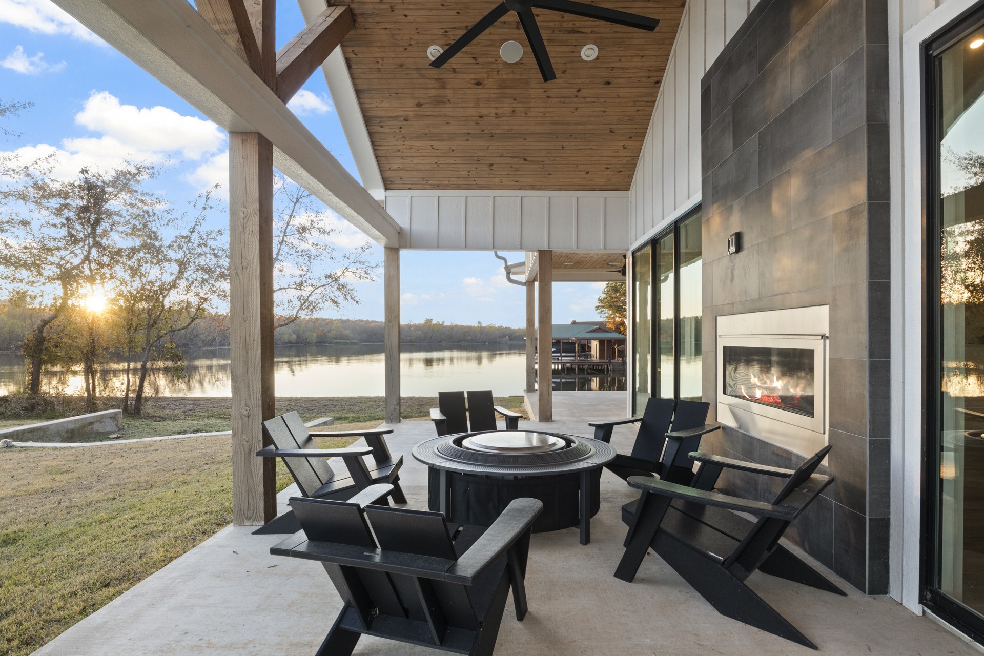 331 W Eagle Point