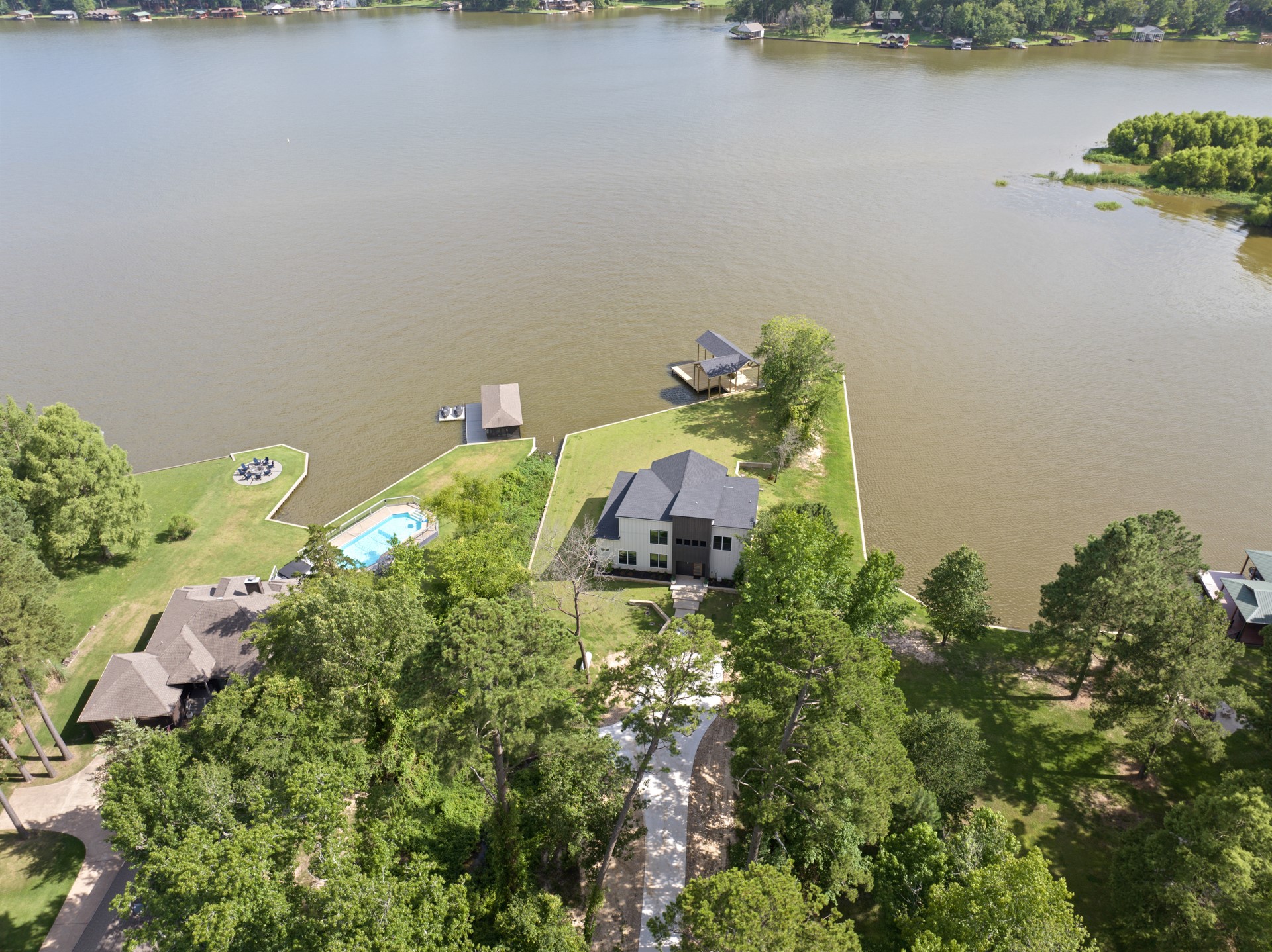 331 W Eagle Point