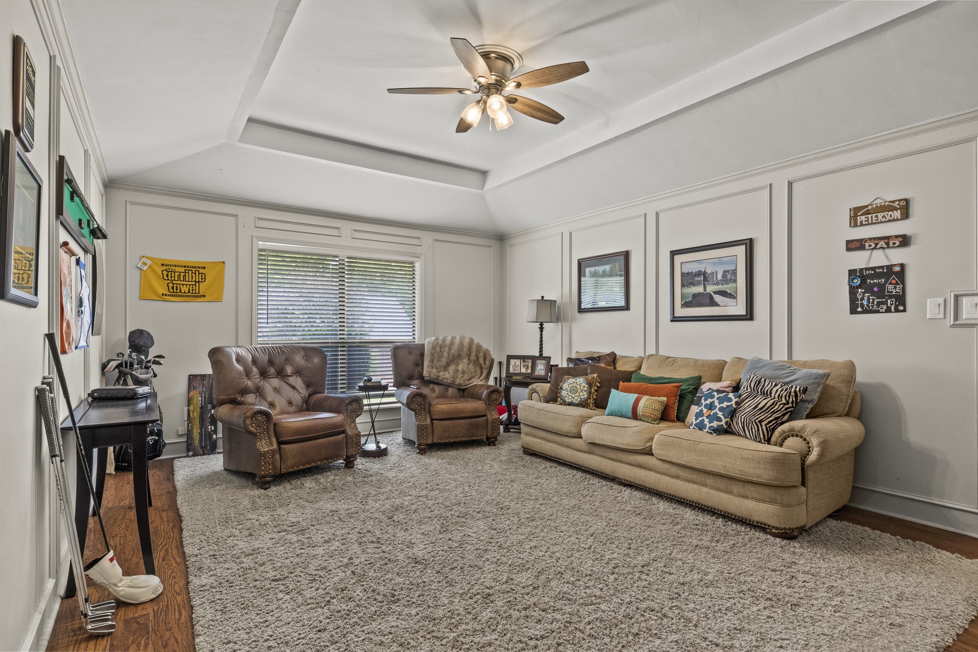 4509 Lakeside Drive