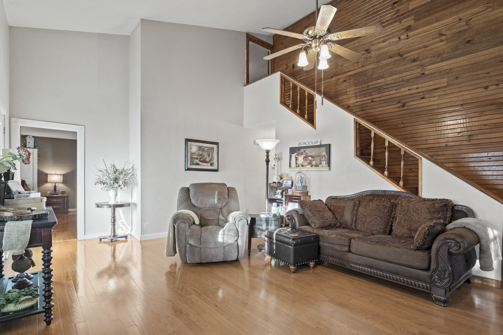 1003 County Road Se 4315