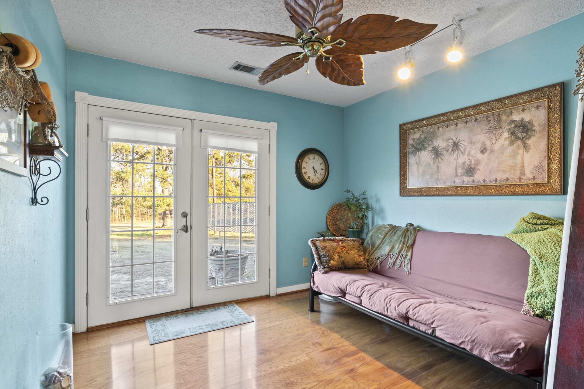 1003 County Road Se 4315