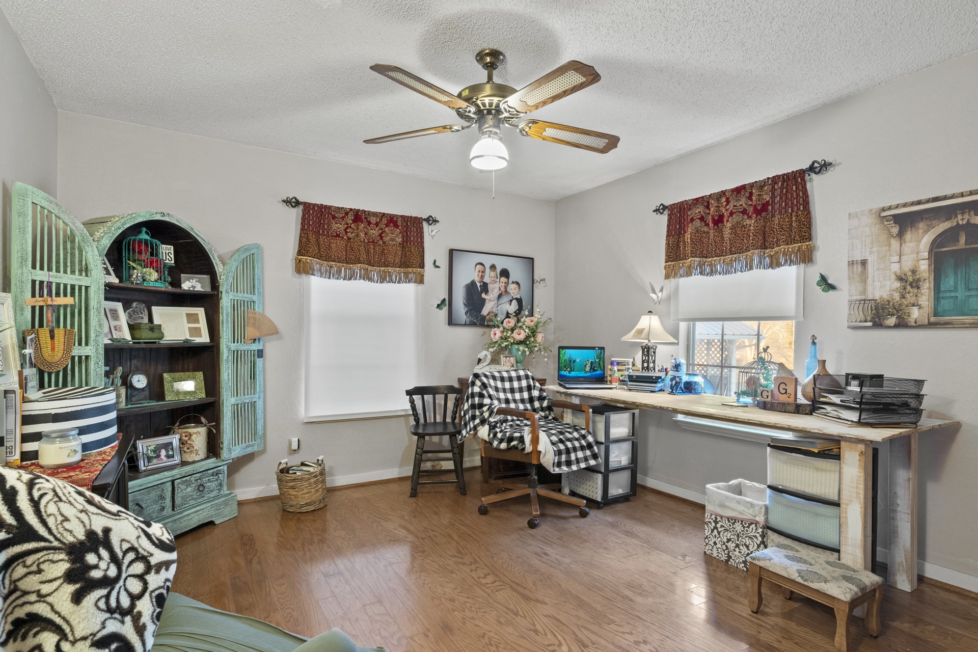 1003 County Road Se 4315