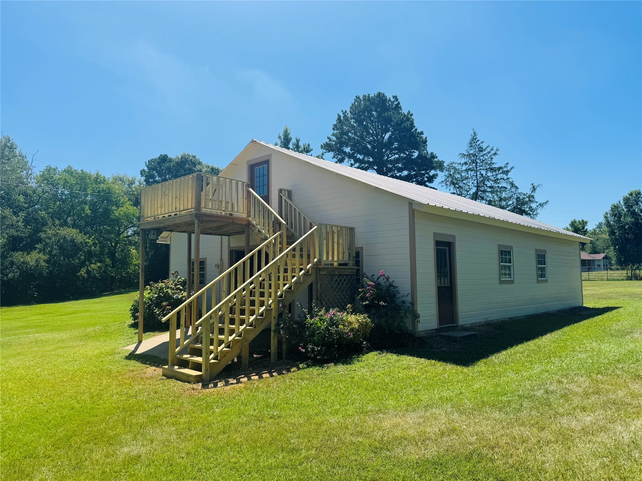 1003 County Road Se 4315