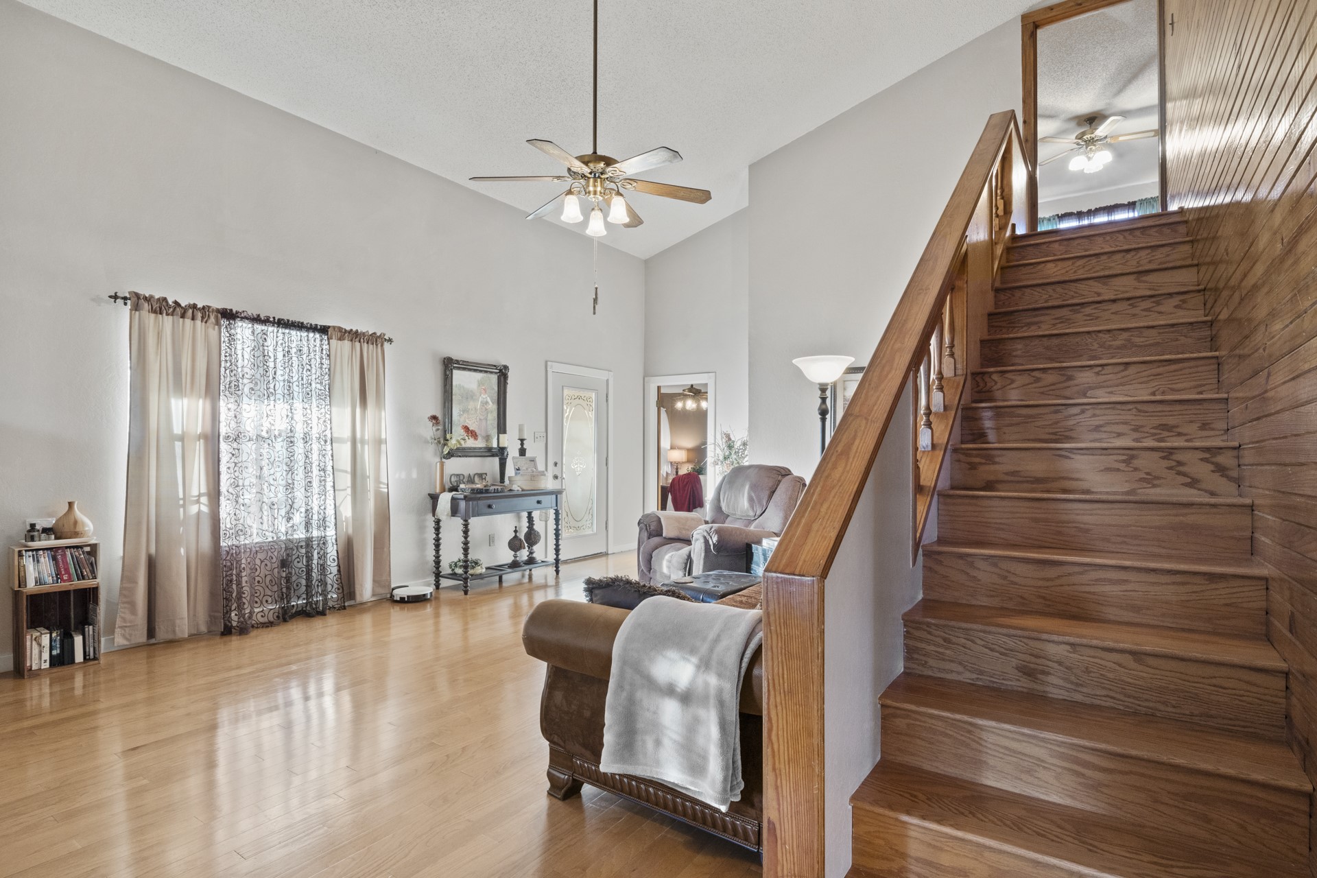 1003 County Road Se 4315