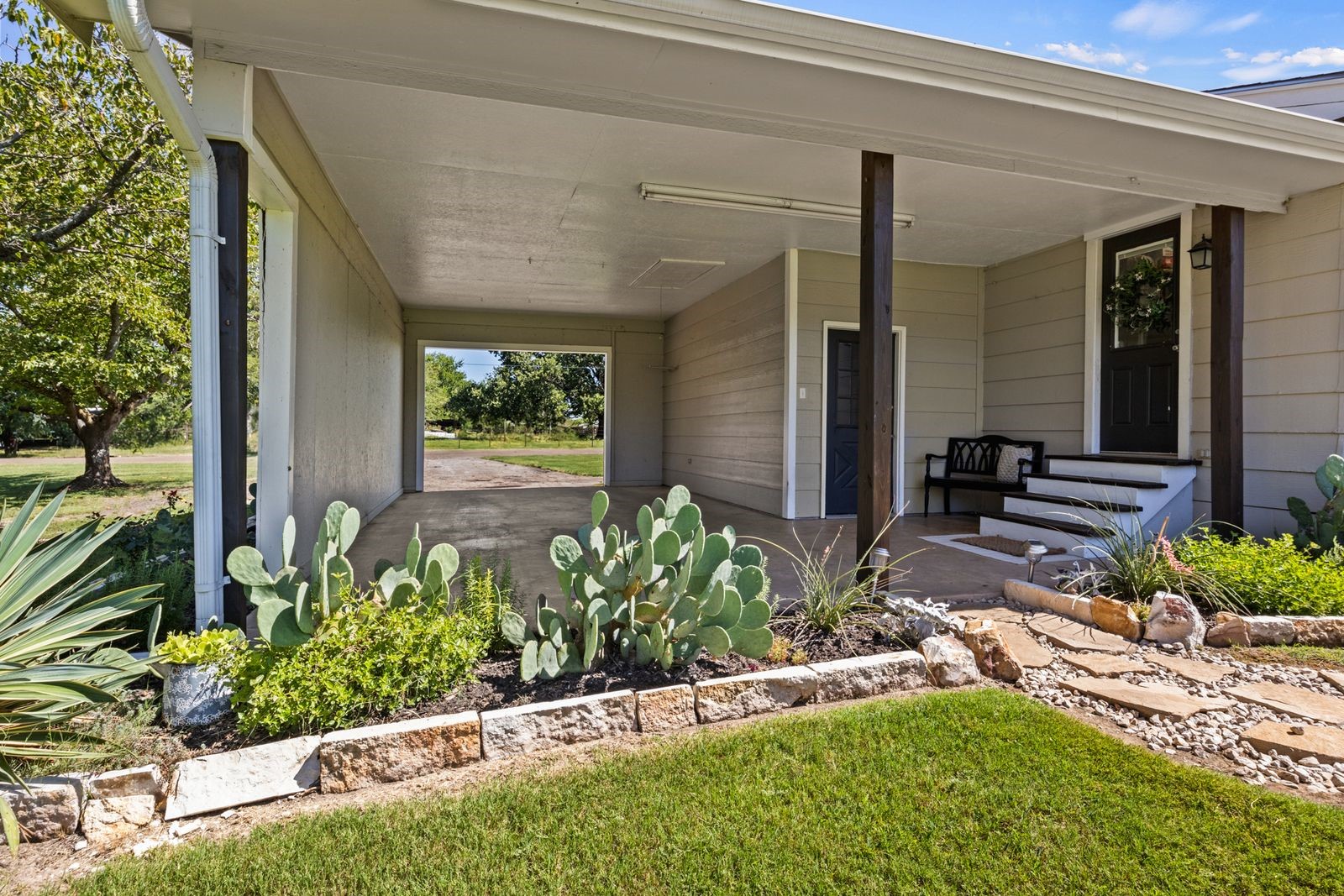 751 NW County Road 1010