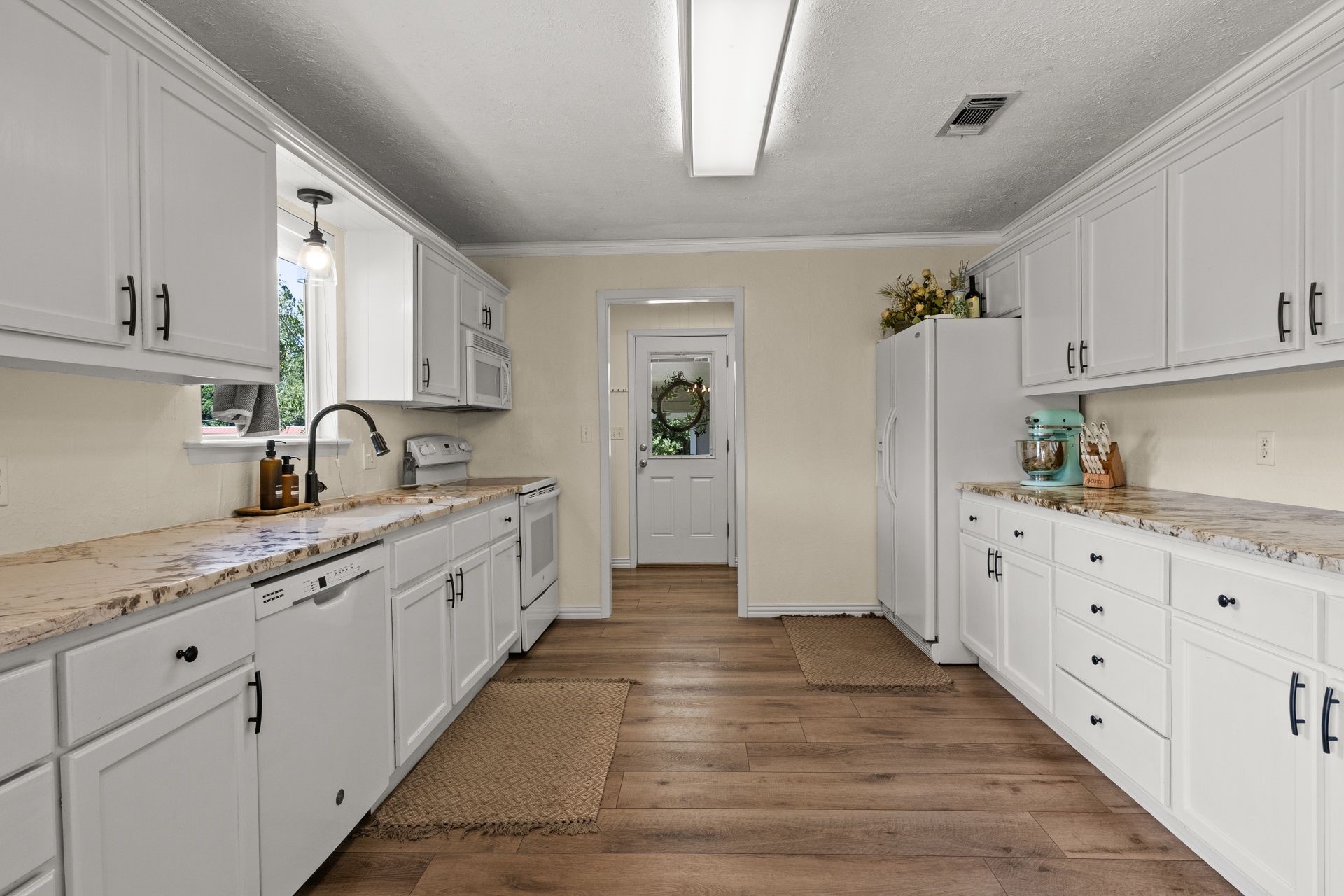 751 NW County Road 1010