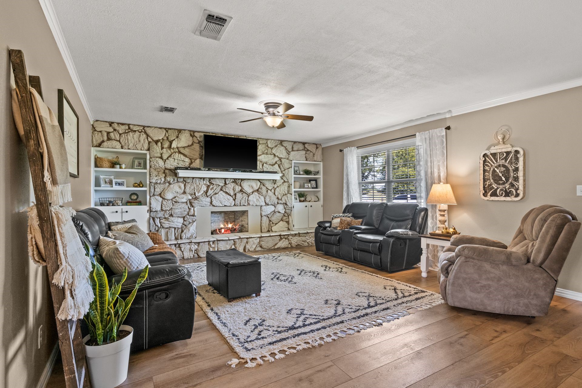 751 NW County Road 1010