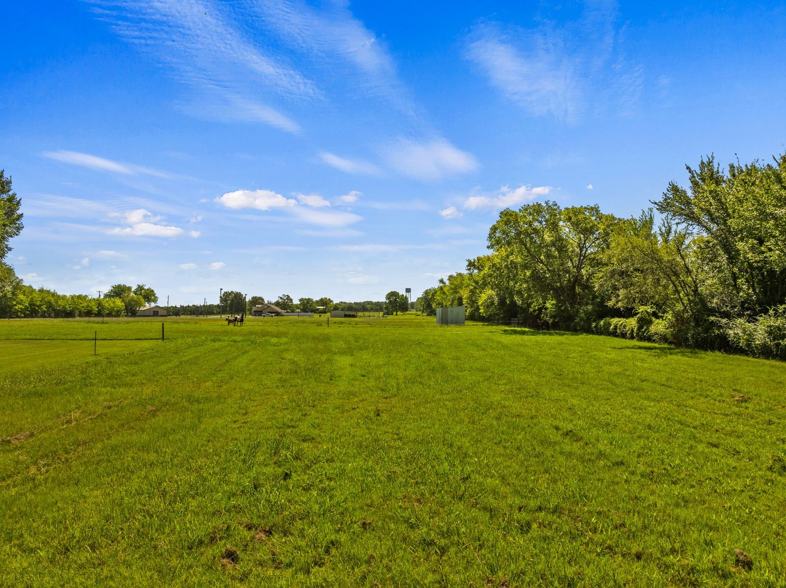 751 NW County Road 1010