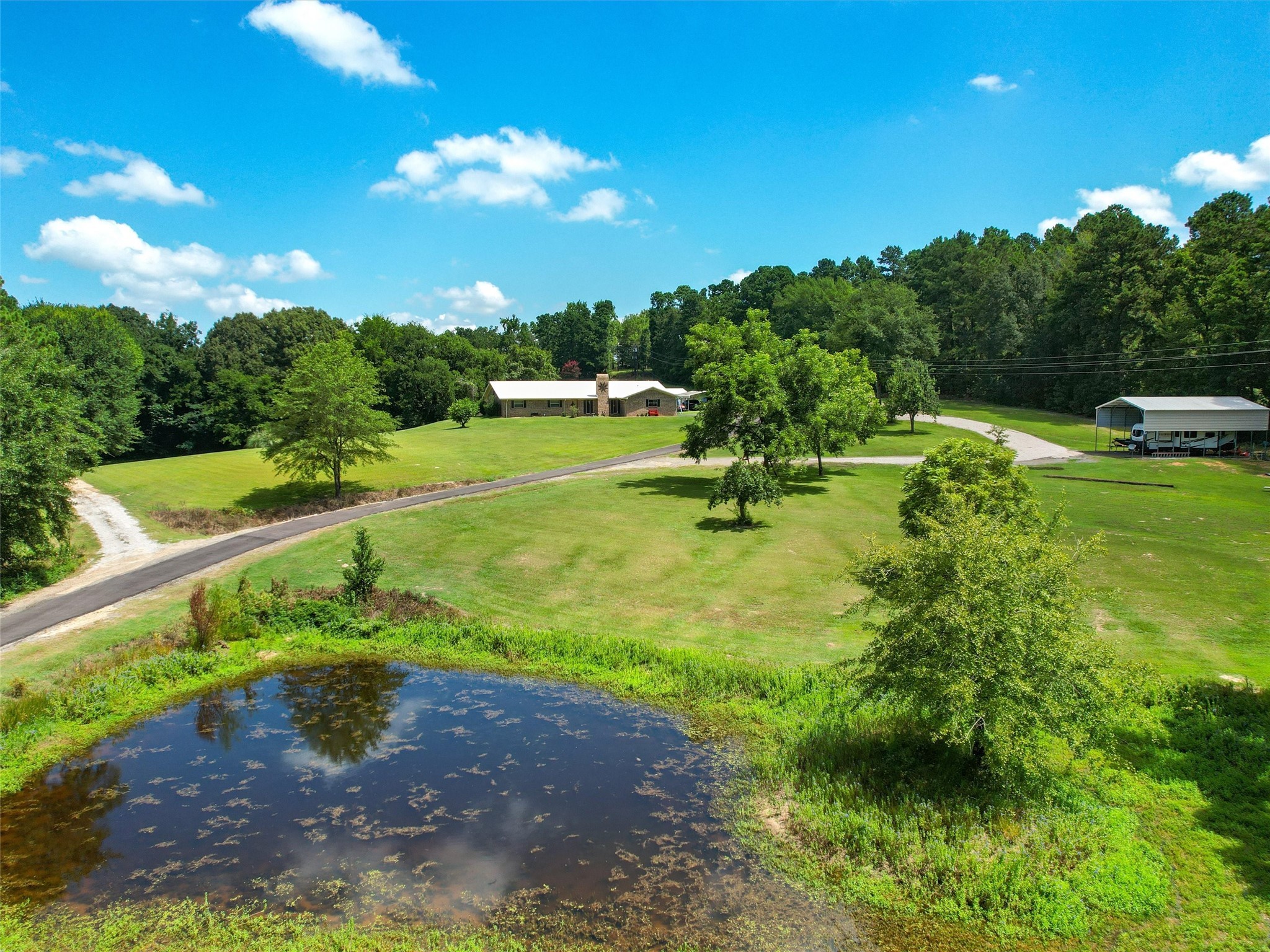 1105 Texas Highway 11 E