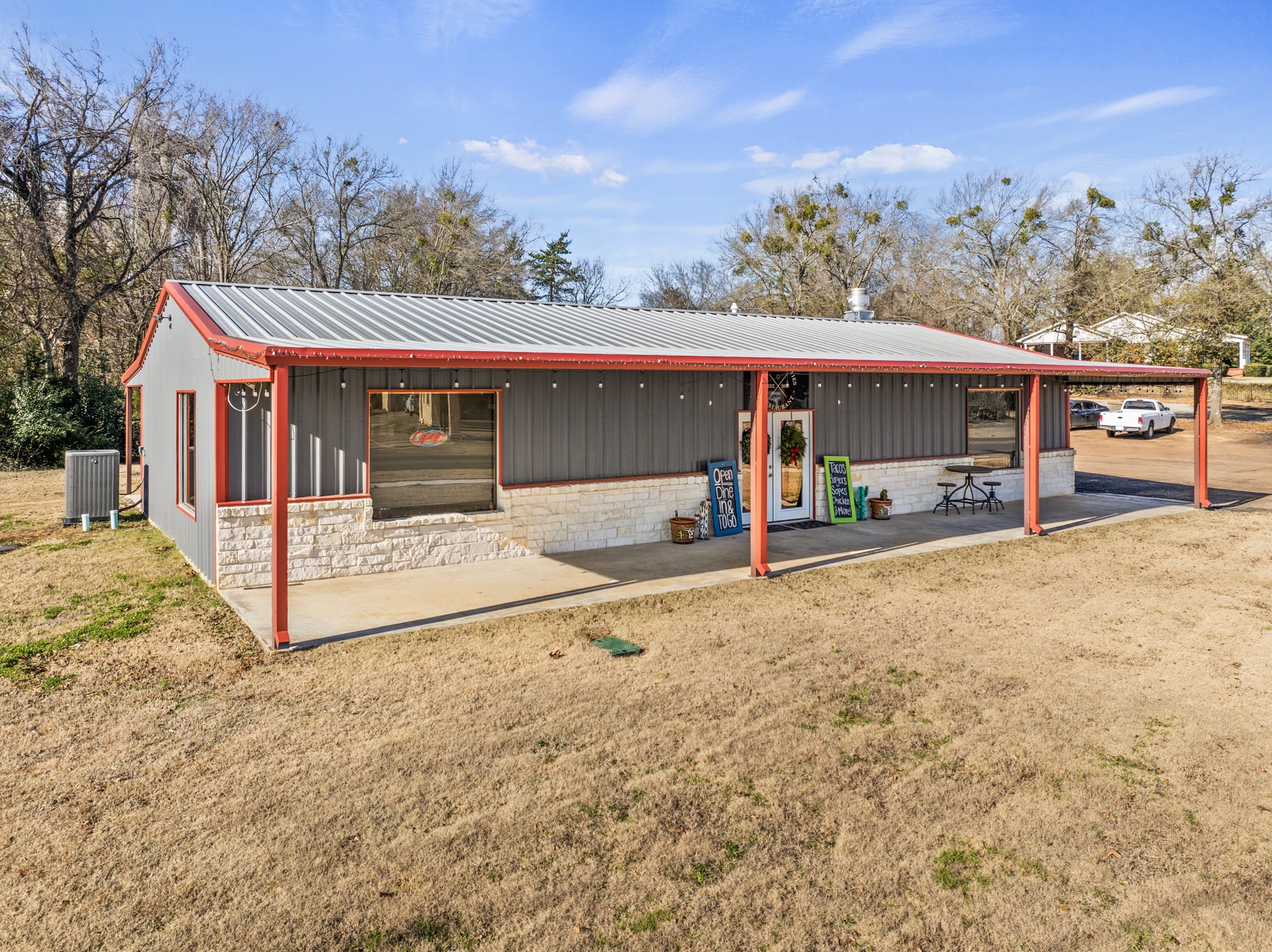 220 Quitman