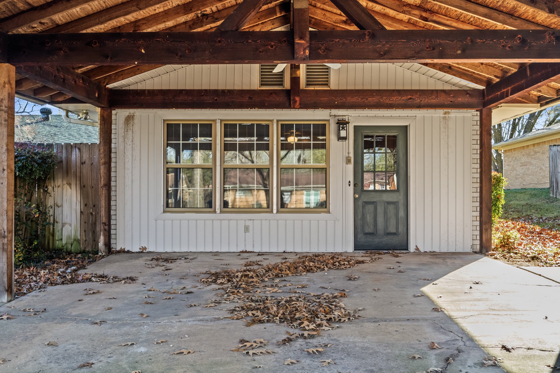 407 Hickory