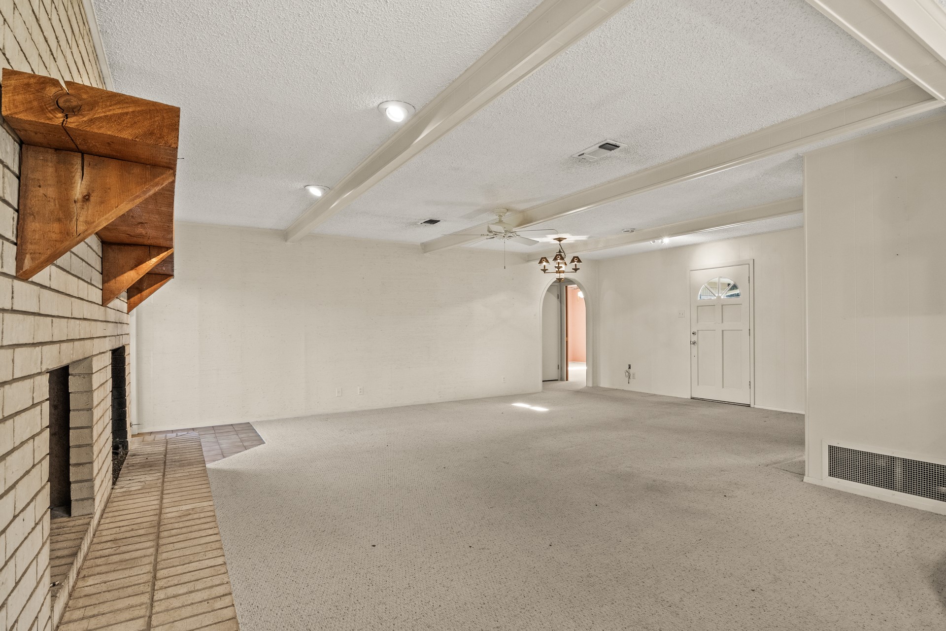 407 Hickory